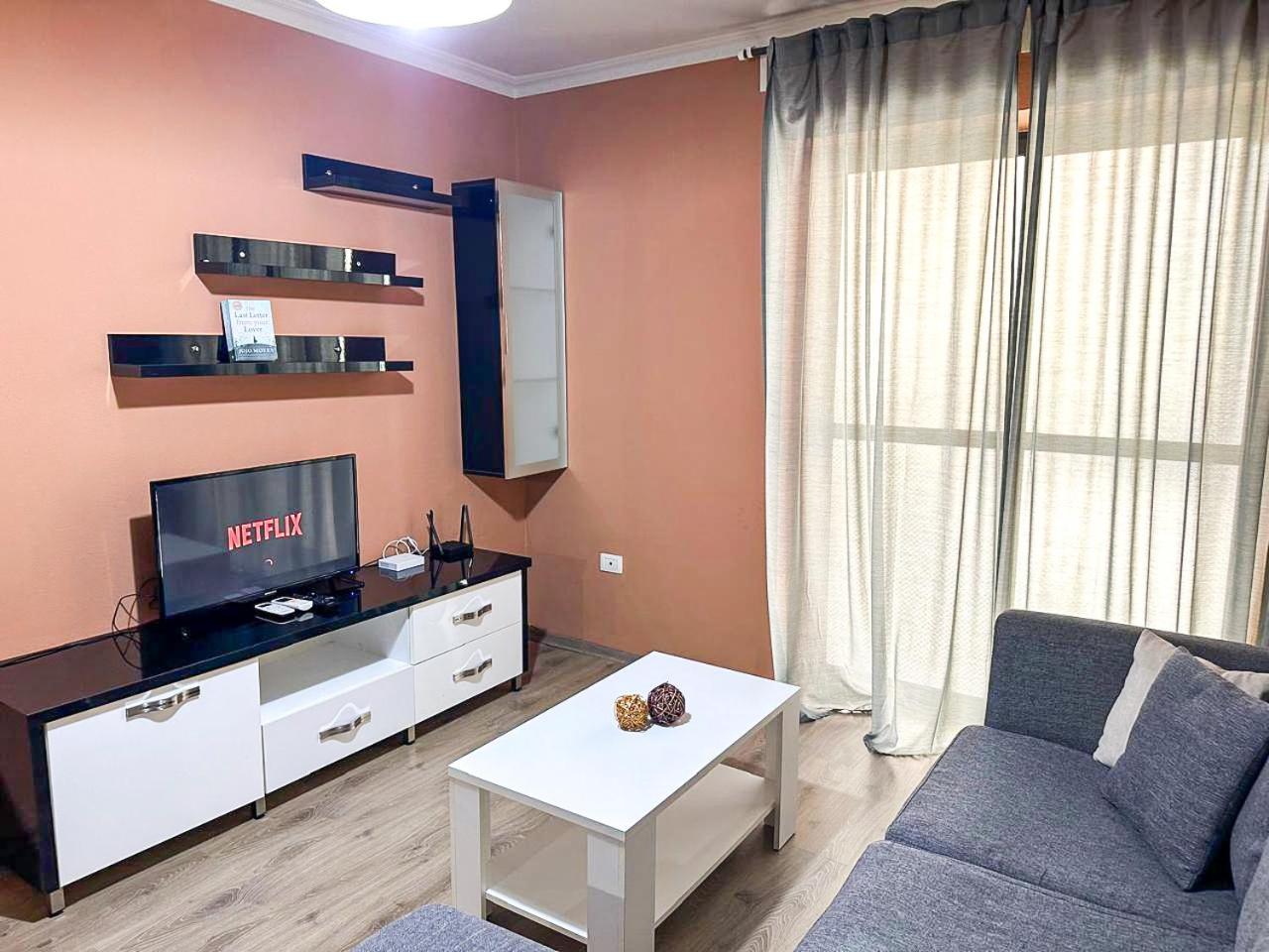 Grand Park 2Br Apartment 티라나 외부 사진